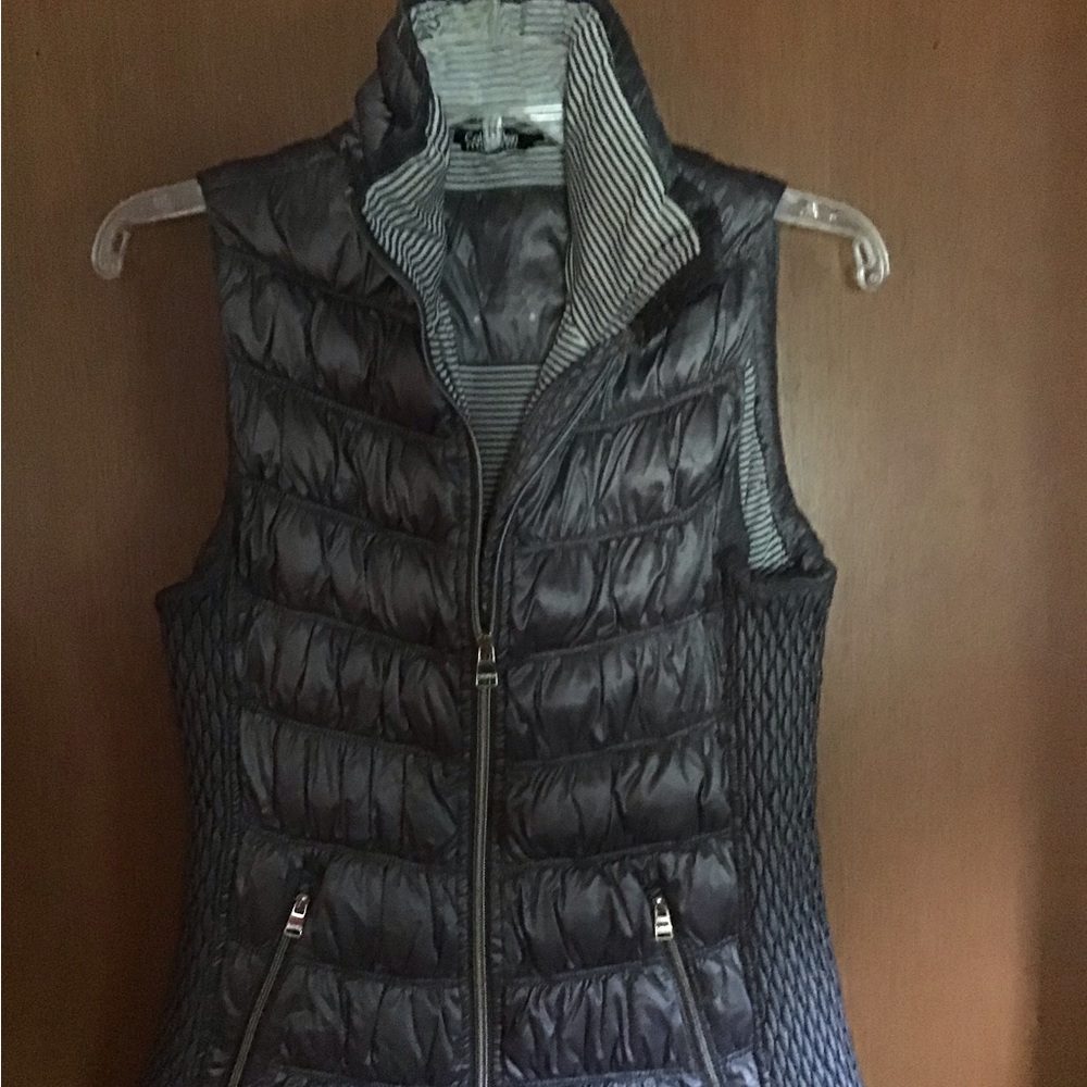 Calvin Klein DOWN Quilted Puffer Vest - Metallic Grey - M